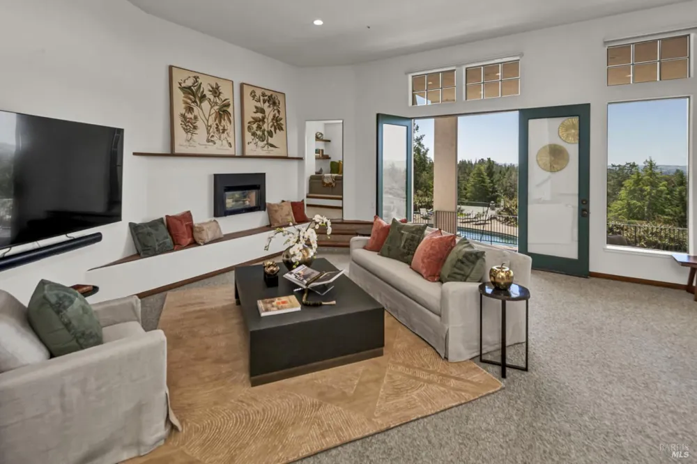 3975 Chanate Road Santa Rosa, CA 95404