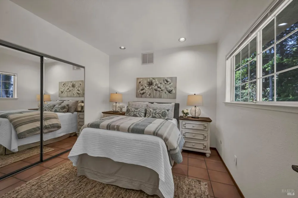 3975 Chanate Road Santa Rosa, CA 95404