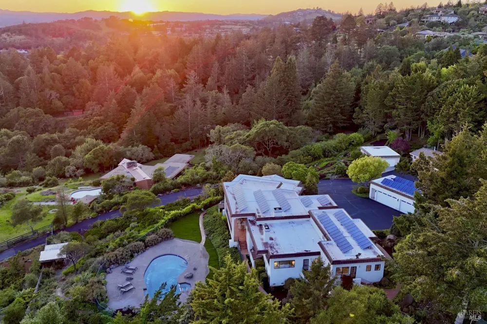 3975 Chanate Road Santa Rosa, CA 95404