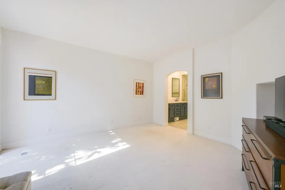557 Biscayne Drive San Rafael, CA 94901