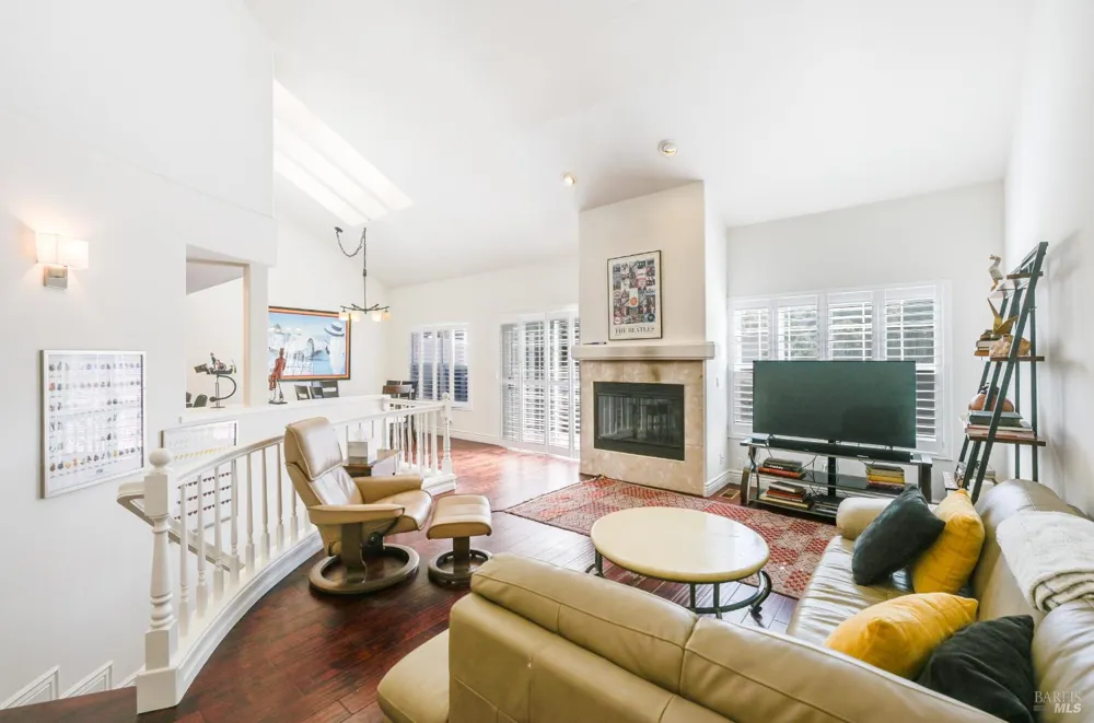 557 Biscayne Drive San Rafael, CA 94901