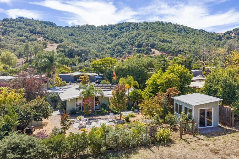 964 Del Ganado Road San Rafael, CA 94903