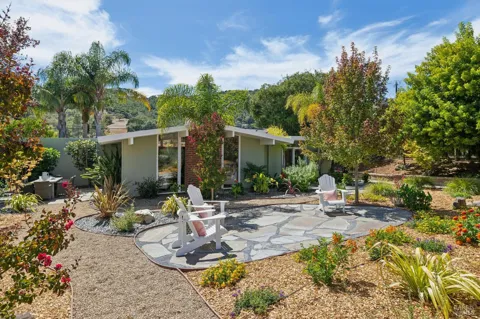 964 Del Ganado Road