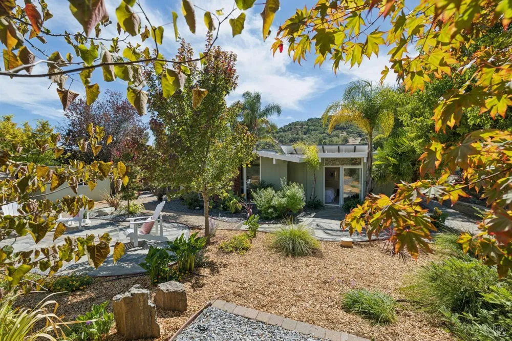 964 Del Ganado Road San Rafael, CA 94903