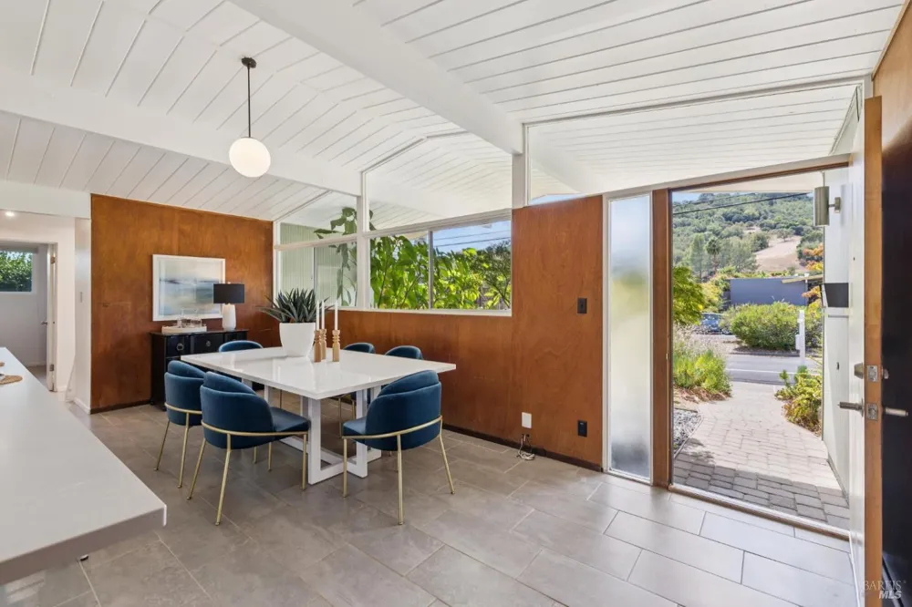 964 Del Ganado Road San Rafael, CA 94903