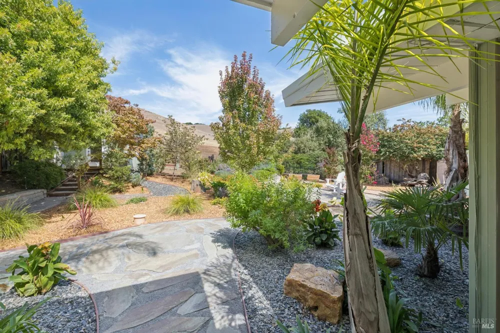 964 Del Ganado Road San Rafael, CA 94903