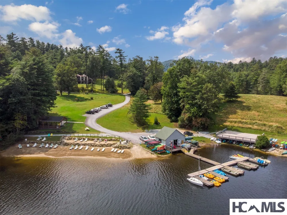 96 Dogwood Knob #24-2C Sapphire, NC 28774