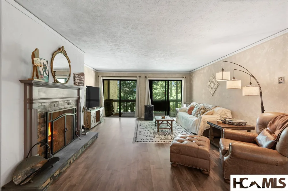 96 Dogwood Knob #24-2C Sapphire, NC 28774