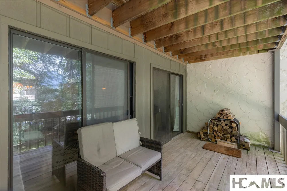 96 Dogwood Knob #24-2C Sapphire, NC 28774