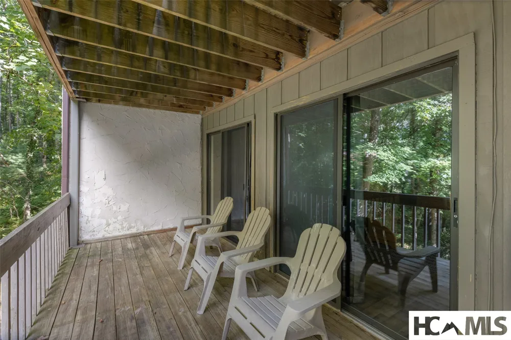 96 Dogwood Knob #24-2C Sapphire, NC 28774