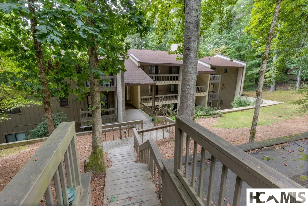 96 Dogwood Knob #24-2C Sapphire, NC 28774