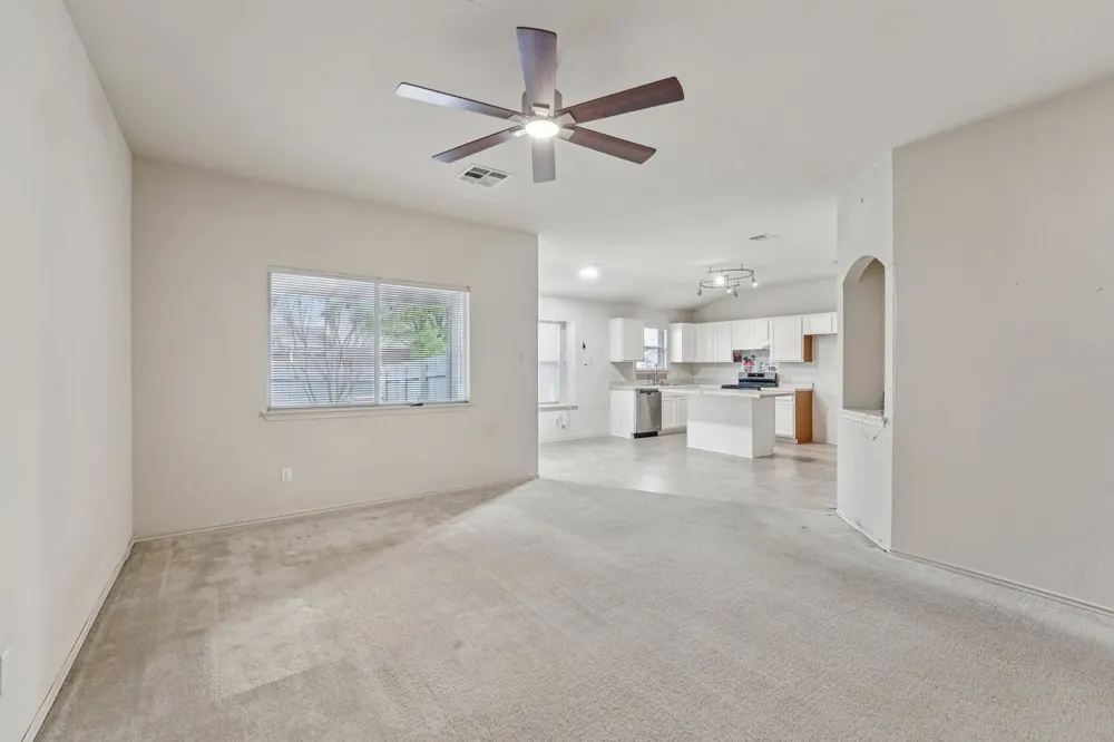 1724 Darjeeling Drive Pflugerville, TX 78660