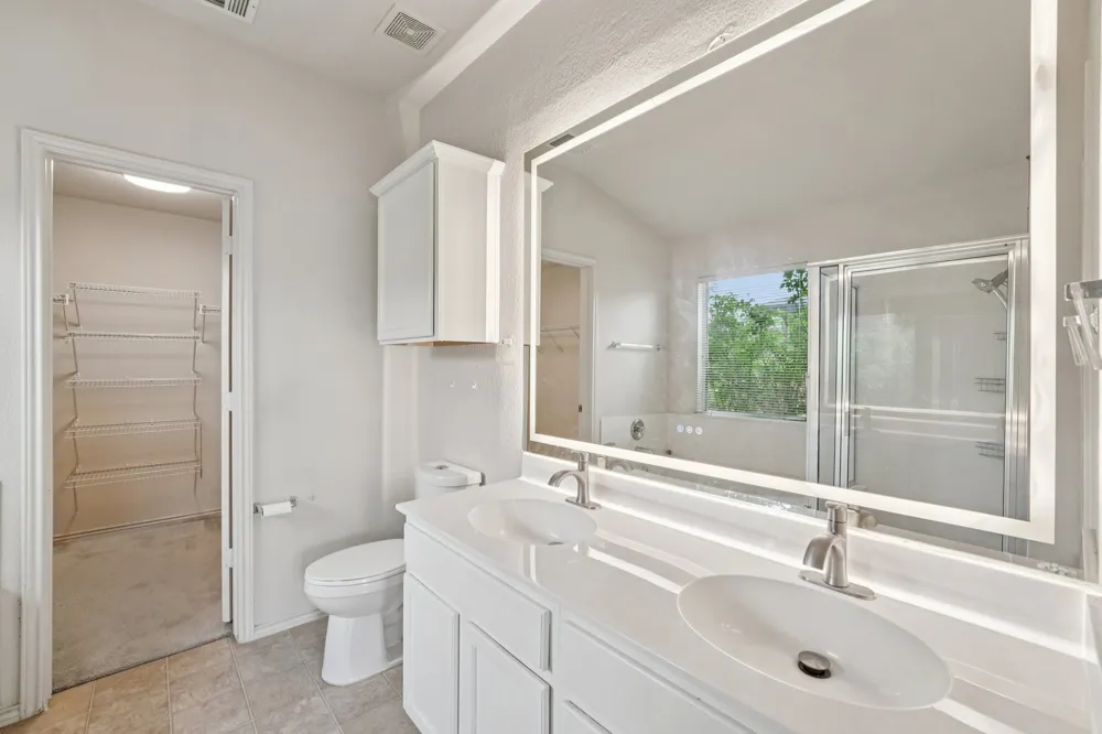 1724 Darjeeling Drive Pflugerville, TX 78660
