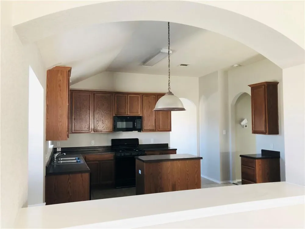 3750 Sandy Brook Drive Round Rock, TX 78665