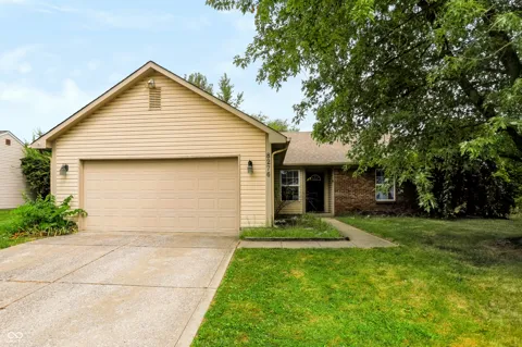 8276 Bayshore Lane