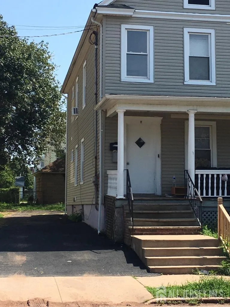 7 Maple Street New Brunswick, NJ 08901