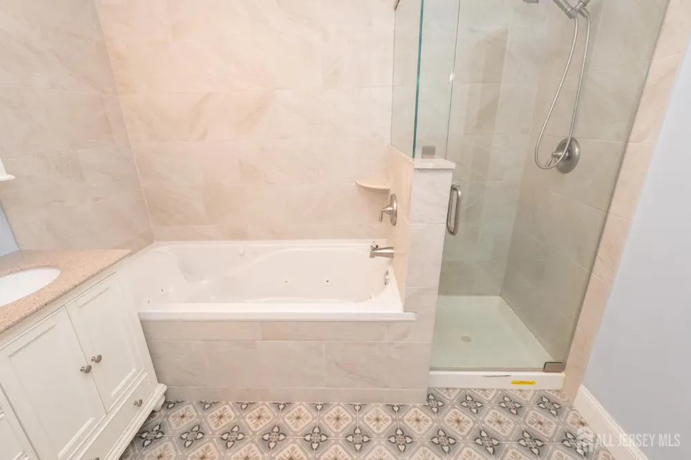 39 Winthrop Road #B Monroe, NJ 08831