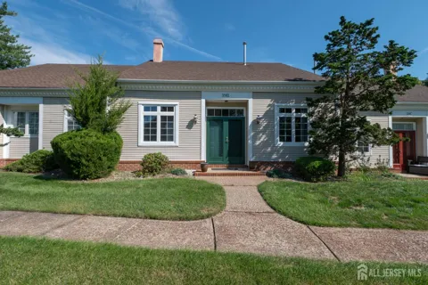 39 Winthrop Road #B
