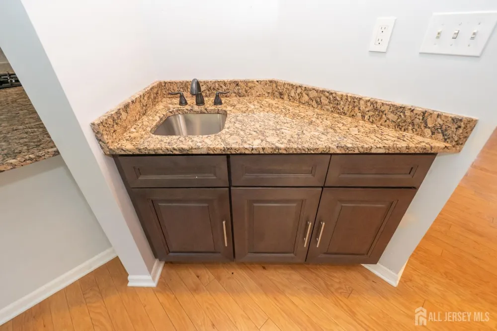 39 Winthrop Road #B Monroe, NJ 08831