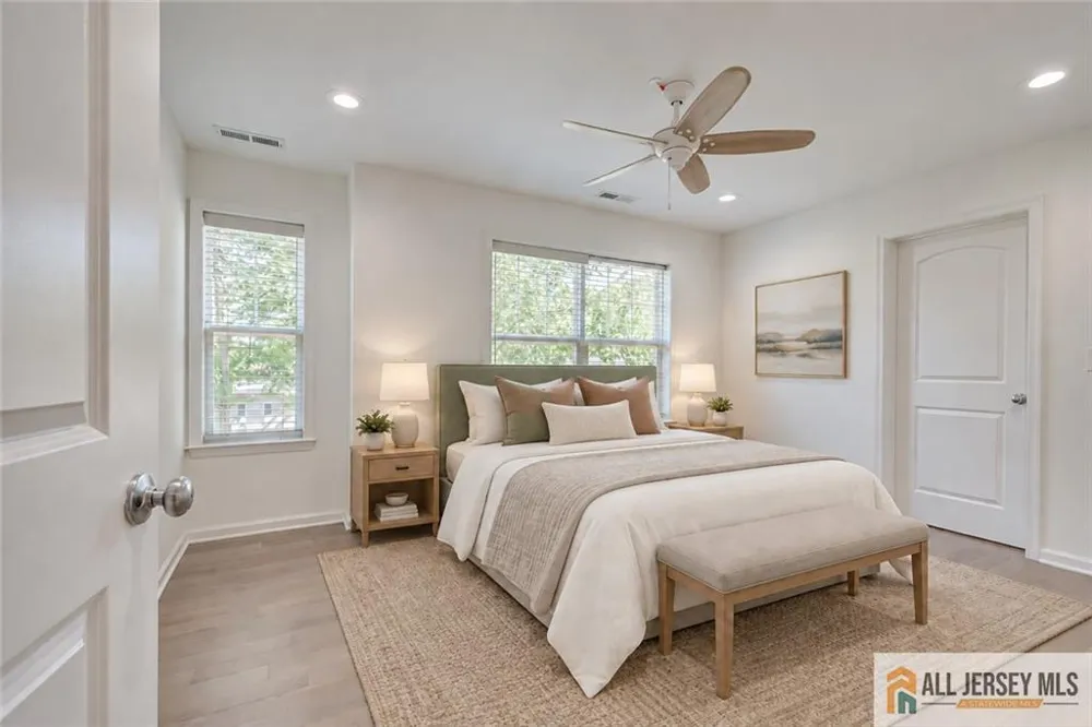 23 Dalton Place Edison, NJ 08817