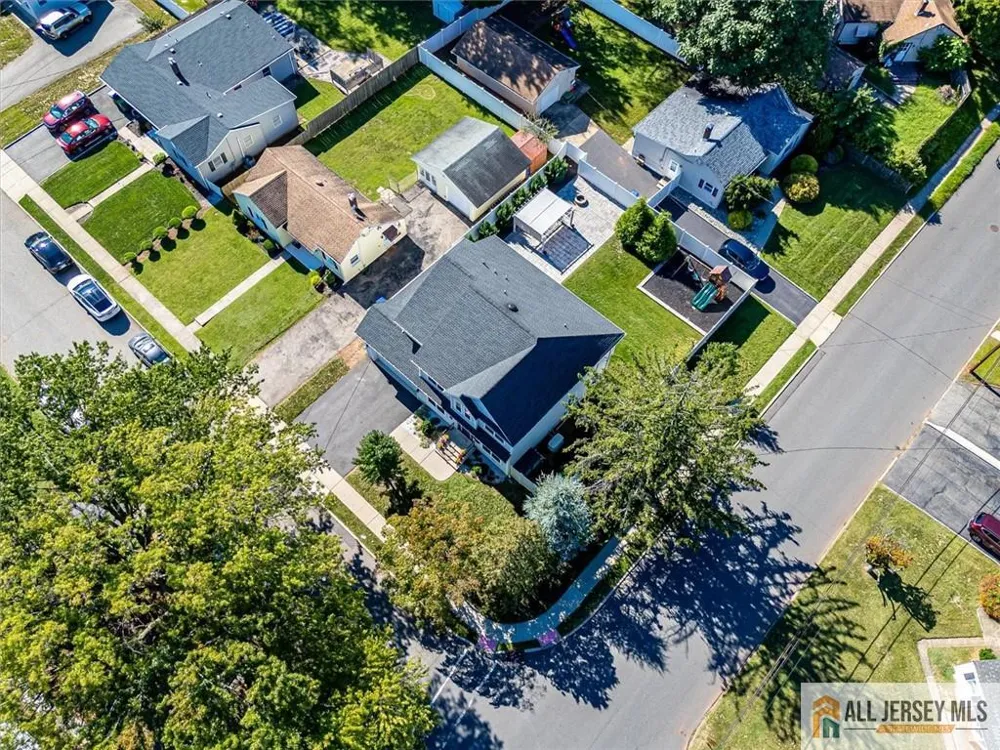 23 Dalton Place Edison, NJ 08817