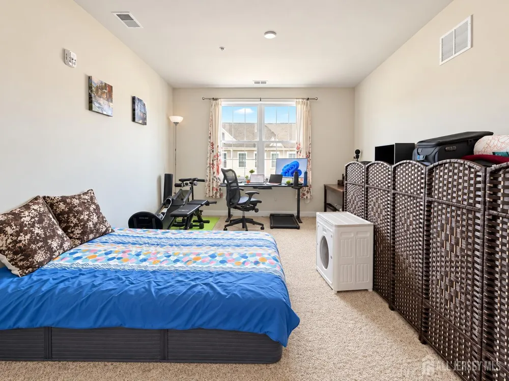 306 Dickson Court Highland Park, NJ 08904