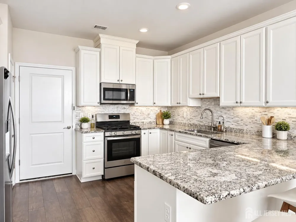 306 Dickson Court Highland Park, NJ 08904