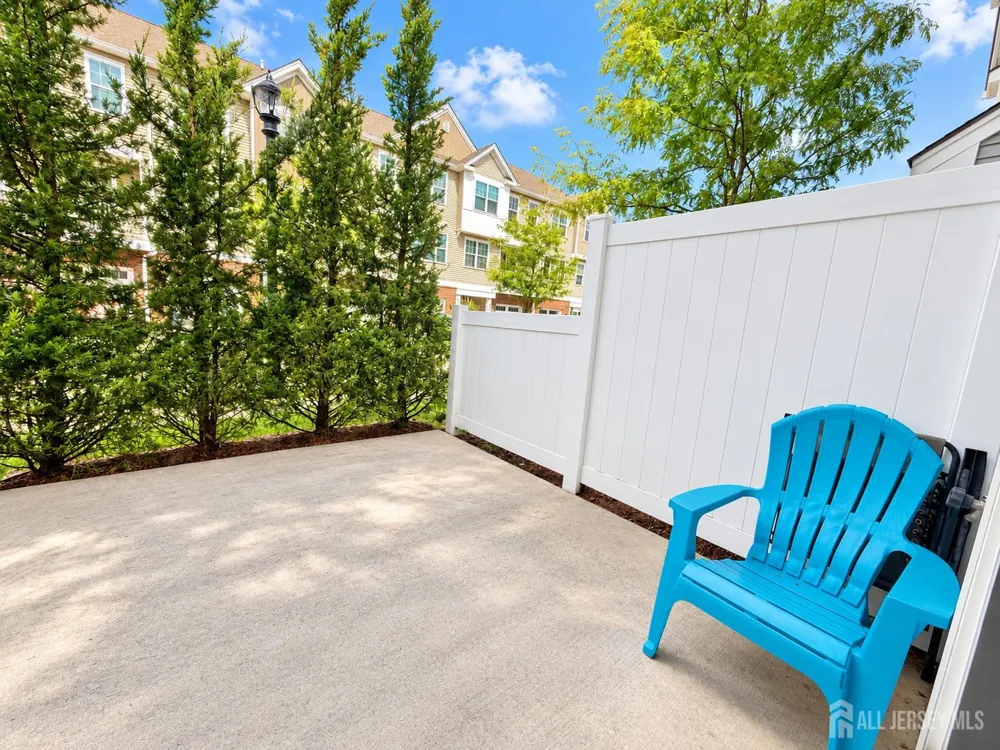 306 Dickson Court Highland Park, NJ 08904