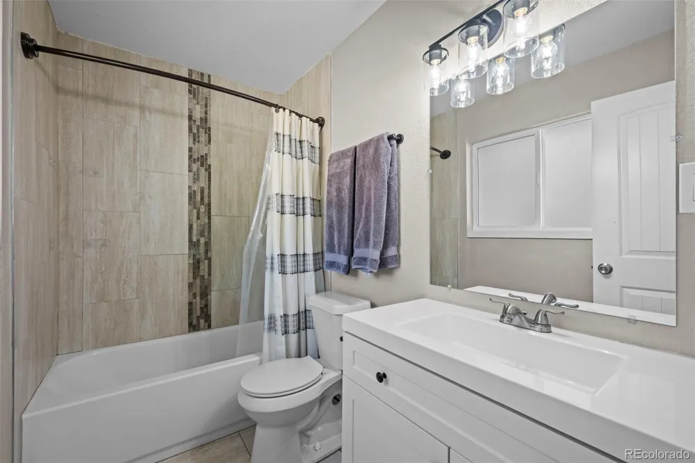 1915 Wynkoop Drive Colorado Springs, CO 80909