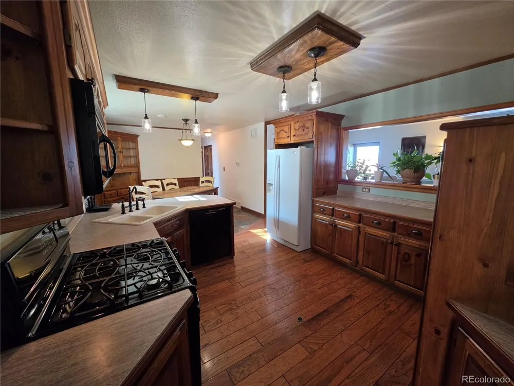 1806 Aspen Street Strasburg, CO 80136