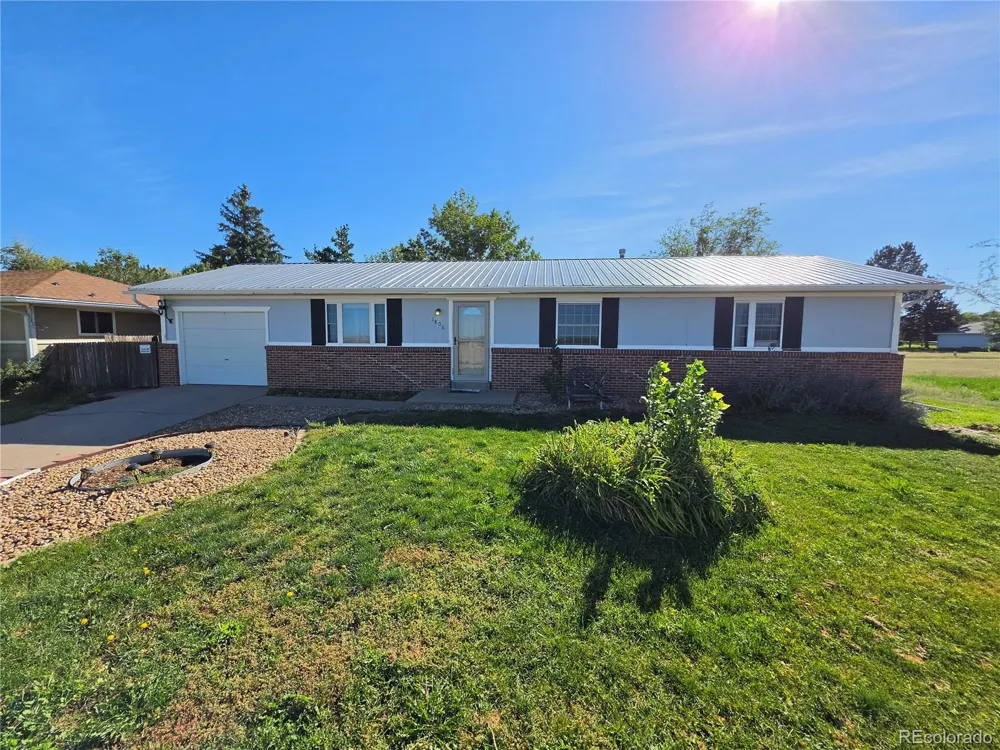 1806 Aspen Street Strasburg, CO 80136
