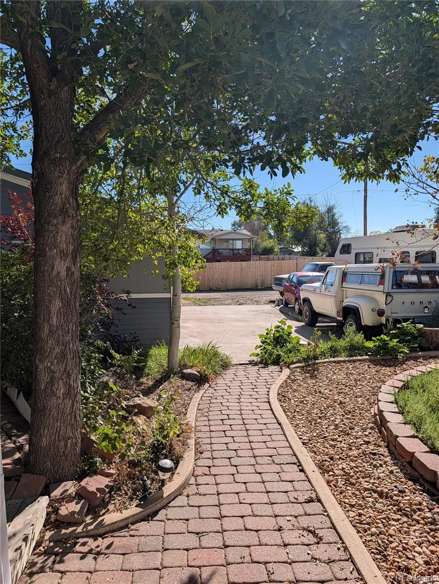 1806 Aspen Street Strasburg, CO 80136
