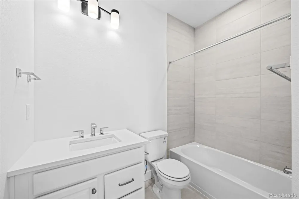 2676 W 68th Avenue Westminster, CO 80221