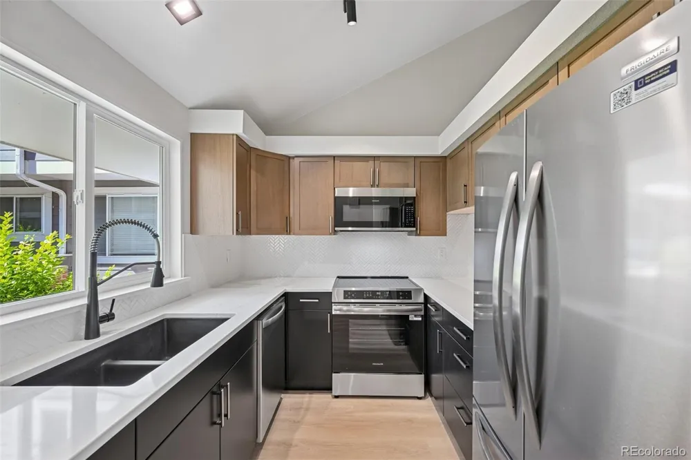 6670 W 84th Circle #103 Arvada, CO 80003