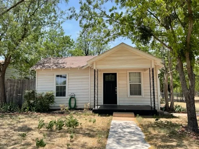 1530 Portland Avenue Abilene, TX 79605