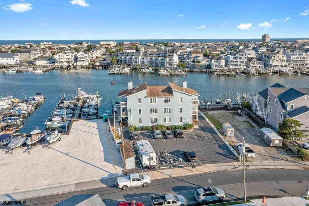 444 W Shore Dr Brigantine, NJ 08203
