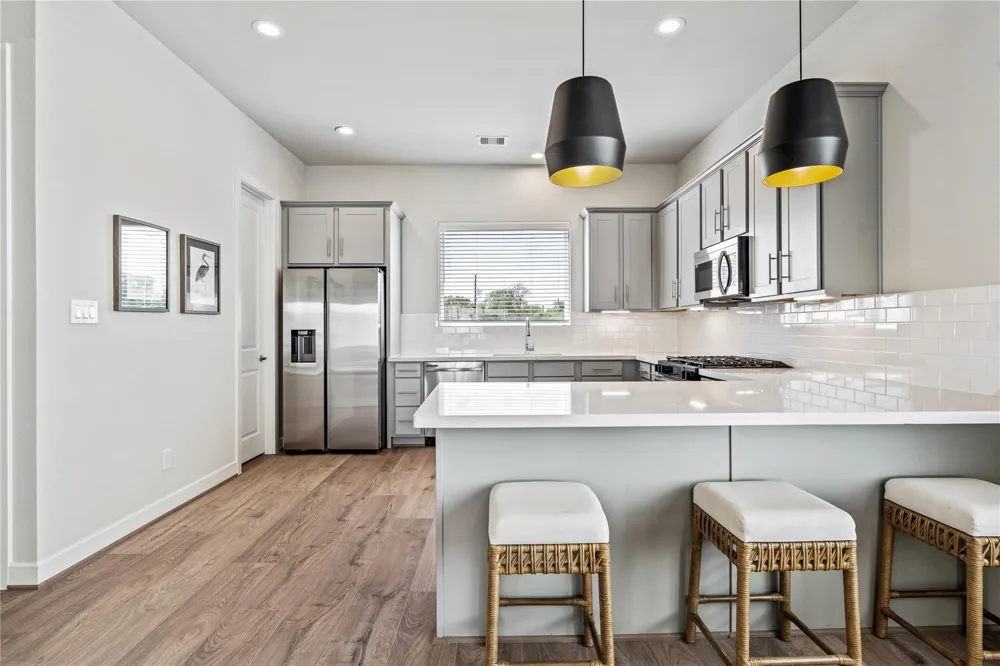 10617 Cascade Ledge Lane Houston, TX 77025