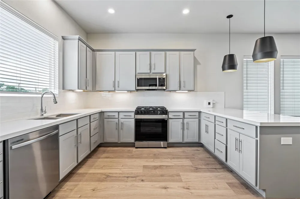 10617 Cascade Ledge Lane Houston, TX 77025