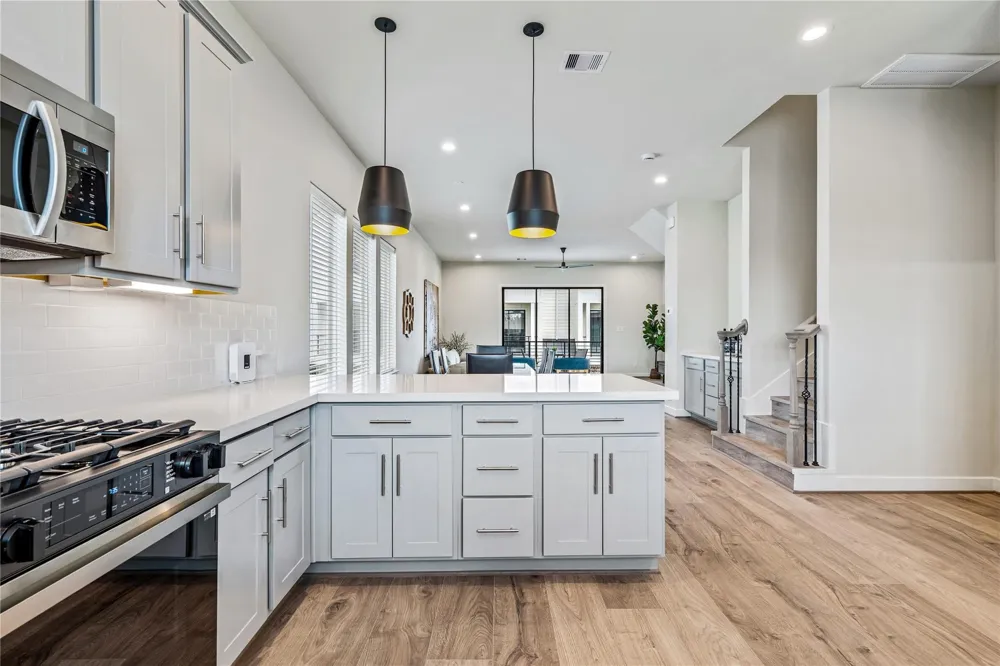 10617 Cascade Ledge Lane Houston, TX 77025