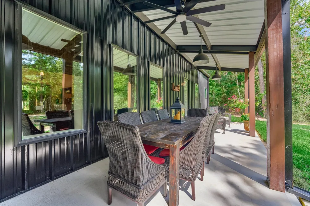 3982 Fm 1486 Montgomery, TX 77356