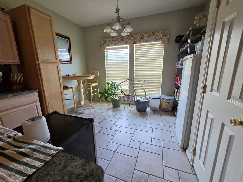 111 Paso Madera Rockport, TX 78382