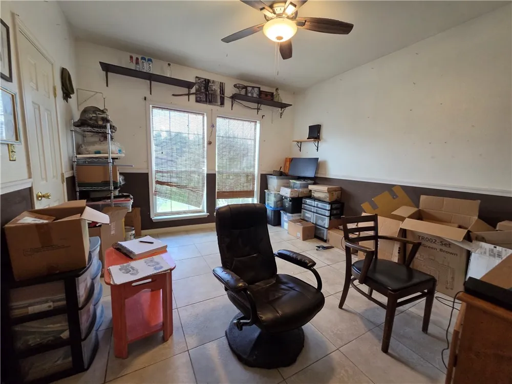 111 Paso Madera Rockport, TX 78382
