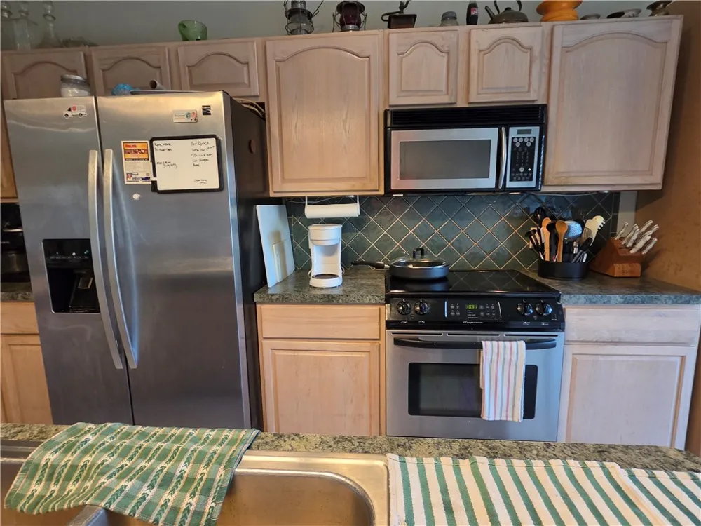111 Paso Madera Rockport, TX 78382