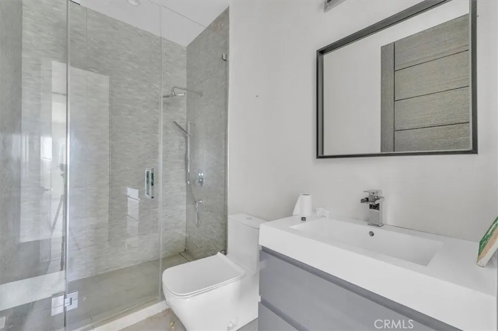 5096 Llano Drive Woodland Hills, CA 91364