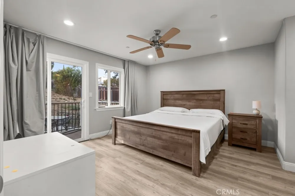 885 Masterson Drive Thousand Oaks, CA 91360