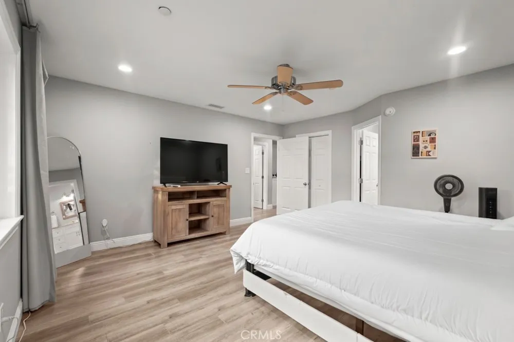 885 Masterson Drive Thousand Oaks, CA 91360