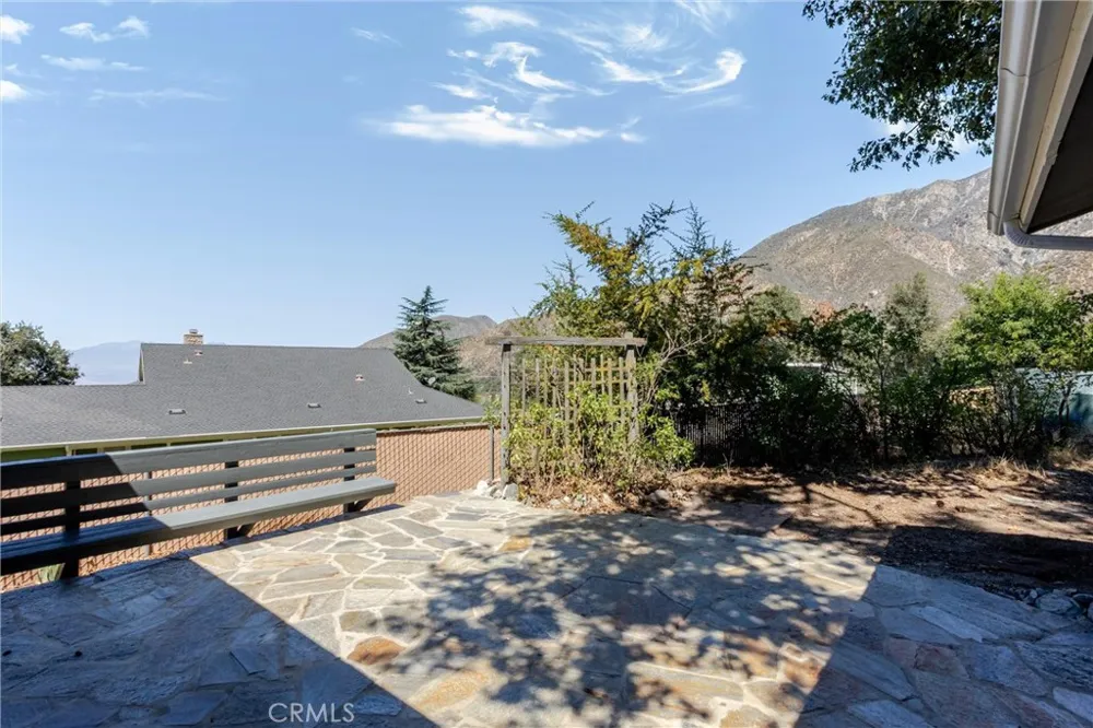 38998 Harris Road Oak Glen, CA 92399