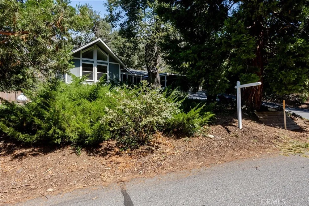 38998 Harris Road Oak Glen, CA 92399