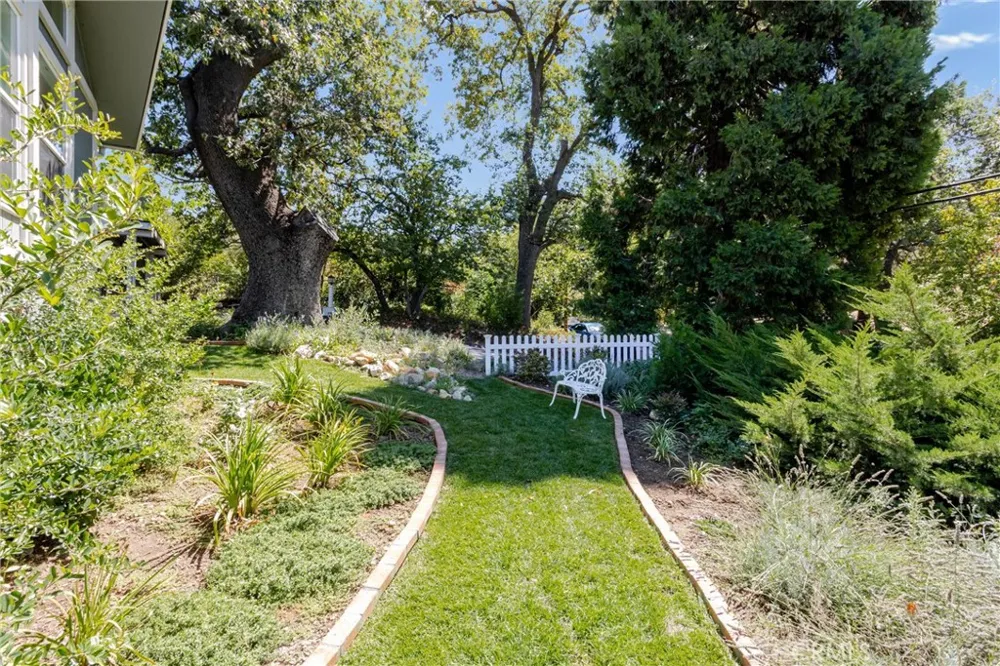 38998 Harris Road Oak Glen, CA 92399