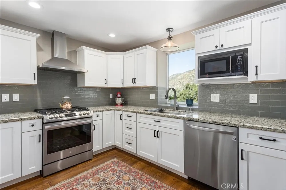 38998 Harris Road Oak Glen, CA 92399